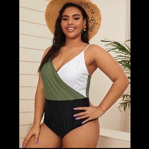 Color block one piece